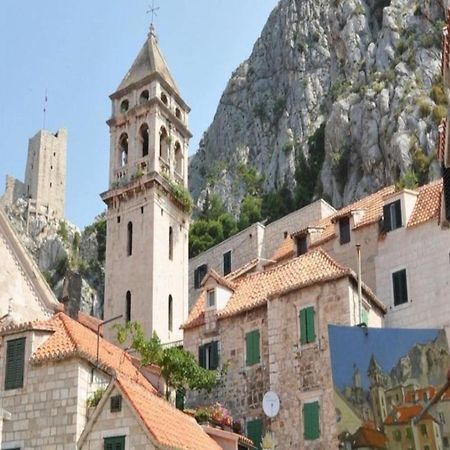 Sandy Beach Apartment Omiš Exterior foto