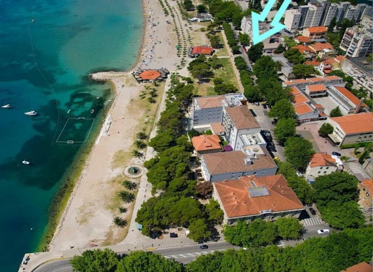 Sandy Beach Apartment Omiš Exterior foto